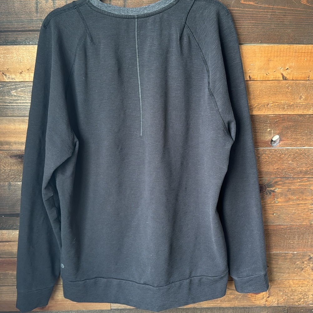 Men's Gray Sweater Lululemon - Picture 5 of 5